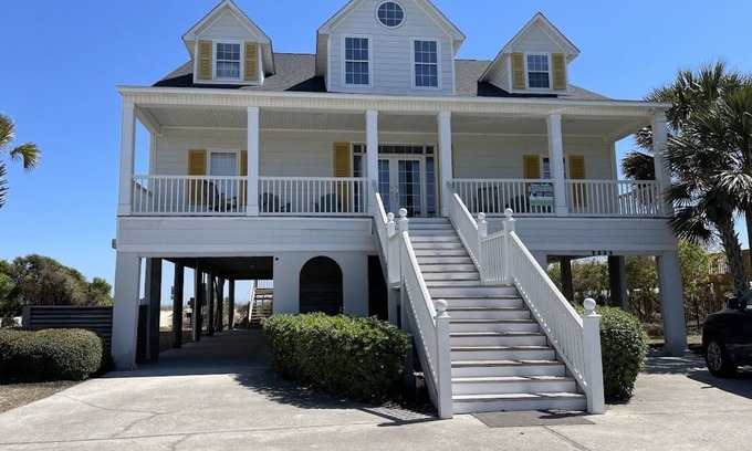 Murrells Inlet House | Young & Restless: Oceanfront with Bonus Creek Views & Heated Pool