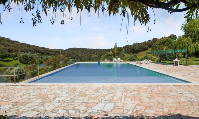 Montemor-o-Novo Villa | Your Montemor-o-Novo Mansion Escape