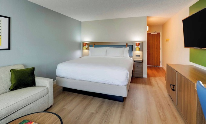 Mayo Clinic Apartment | Your Perfect Scottsdale Home Base Near Mayo Clinic Campus! Free Shuttle Service!