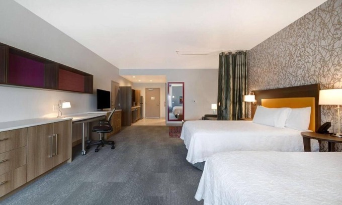Centennial Hills Hotel | Your Perfect Vegas Stay! Outdoor Pool, Free Breakfast, Pets Allowed!