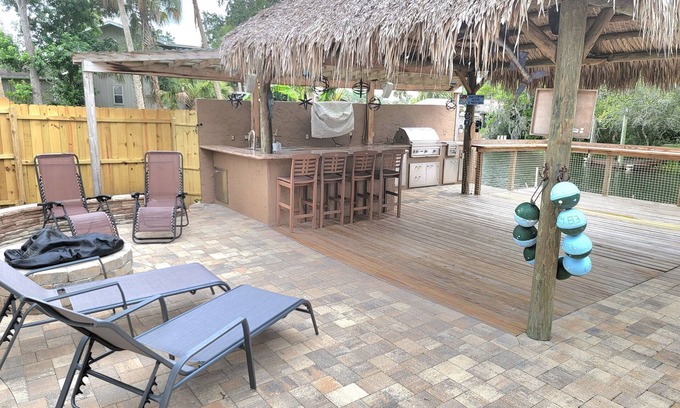 Springs at Kings Bay House | Your personal Tiki Hut waterfront/pool/spa home.