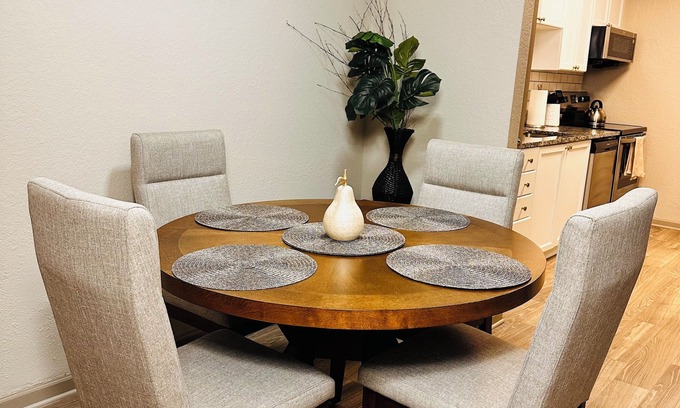 Smyrna Apartment | Your Place at the Battery!
