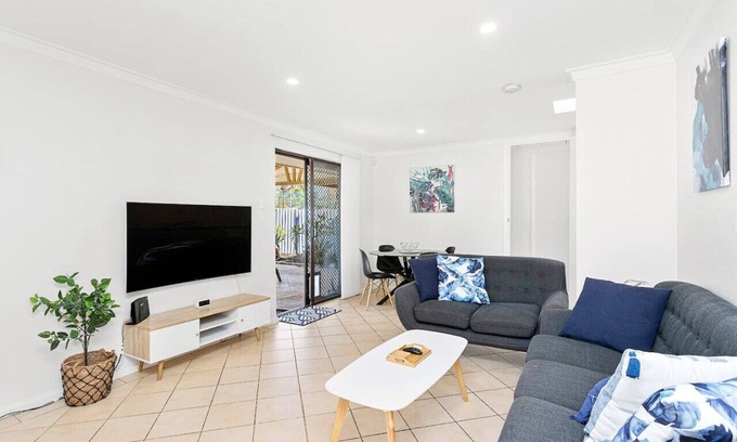 South Perth Villa | Your private sanctuary in South Perth awaits.