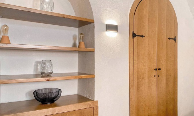 Jerusalem Apartment | Your Stylish Stay at Mahane Yehuda, Jerusalem