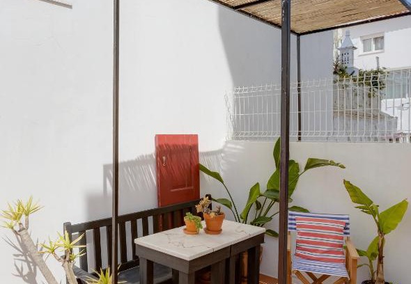 Lagos City Center House | Your Vintage Townhouse