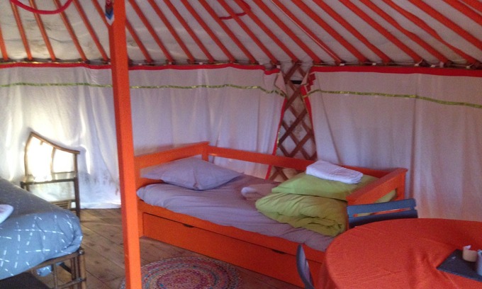 Saint-Leger-sur-Dheune House | Yurt-Vanity unit-Yourte Mongole