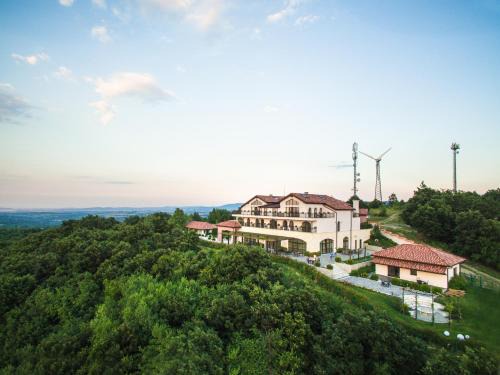 Galabovo Hotel | Zaara Estate Winery Hotel & SPA