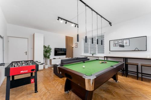 Podgorze Villa | Zabłocie Comfort House with parking and garden