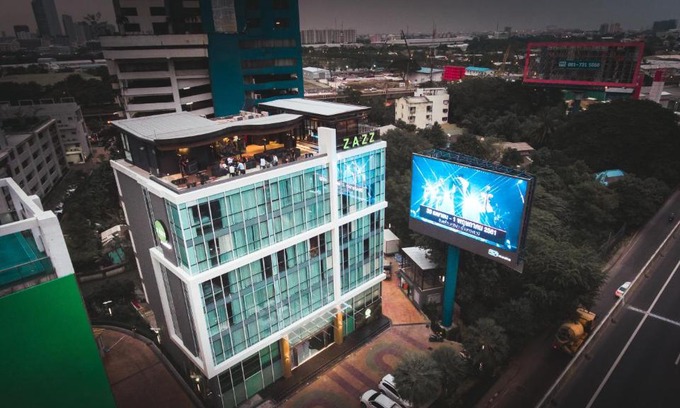 Rama 9 Hotel | ZAZZ Urban Bangkok