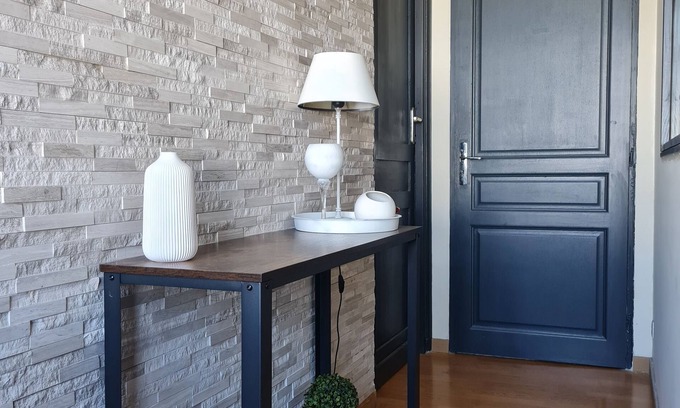 Le Marais Apartment | ZEN AND COZY PRIVATE APARTMENT LOMME.EURATECHNOLOGIE METRO 4 PERSONS