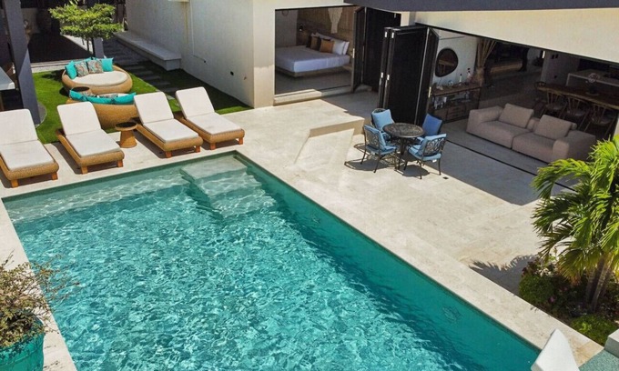 Moko Villa | Zen Garden by Bocobay | Luxury Retreat in Nature