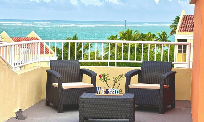 Mediania Alta Apartment | Zen Penthouse with Spectacular Ocean and Nature Reserve Views for Family Retreat