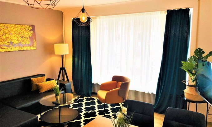 Friedrichshafen Apartment | Zentrum-Modern- mit Terrasse: The Sunshine by SA-Grandeur