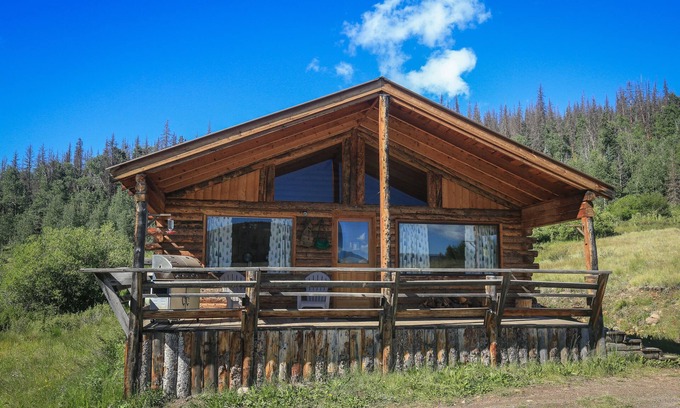 Lake City Cabin | Zero Technology and100% Nature