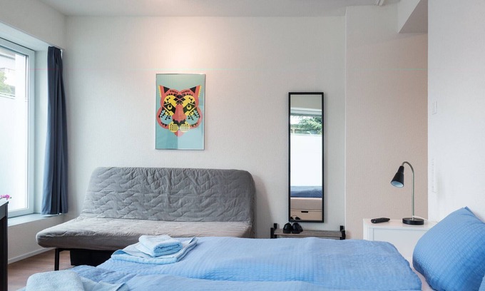 District 9 Apartment | ZH Tiger - Altstetten HITrental Apartment
