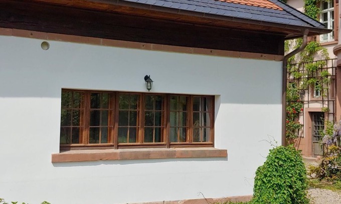 Neustadt-Stadtmitte Apartment | Zimmer 1, Dusche, WC, Erdgeschoß/parterre - Villa Antica