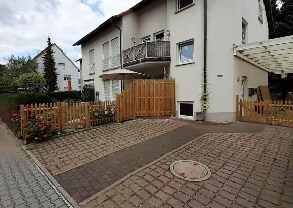 Nordenstadt Apartment | Zimmer Frei 2