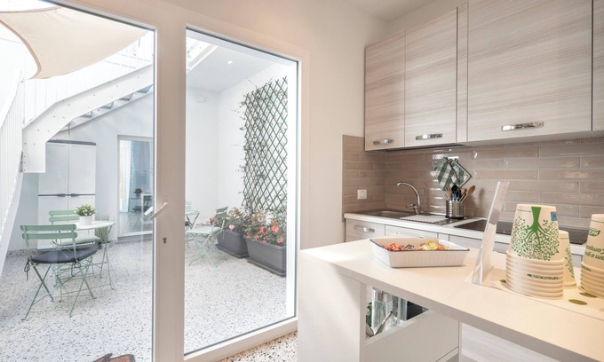 Marina Centro Bed & Breakfast | Zuara9room RIMNI Bed&Breakfast