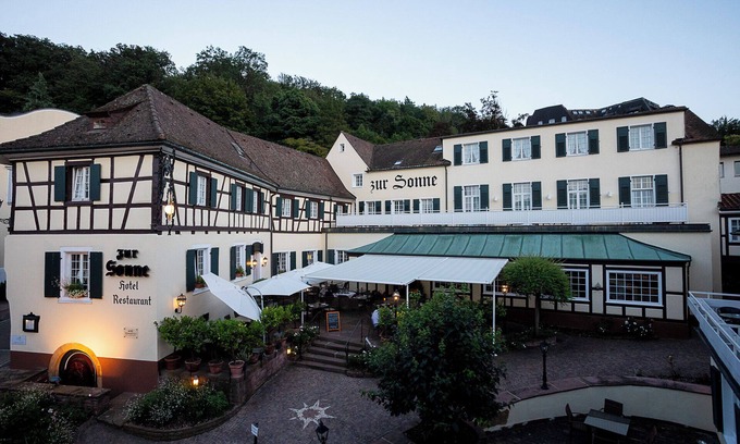 Badenweiler Hotel | Zur Sonne Romantik Hotel & Restaurant