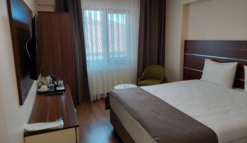 Standard Double Room, 1 Queen Bed, City View