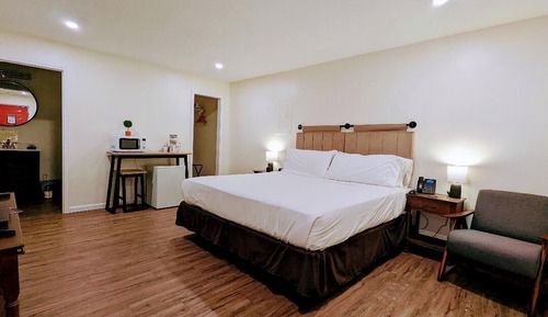 Standard Single Room
