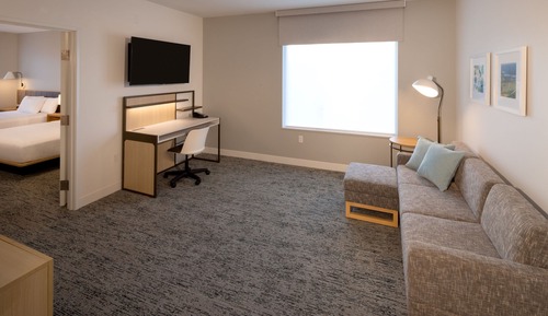 Suite, 1 Bedroom (Hearing Accessible)