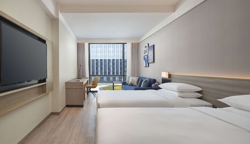 Two Twin Beds (with sofa bed)