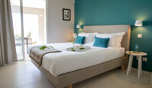 Luxury Villa, 4 Bedrooms, Sea View, Oceanfront