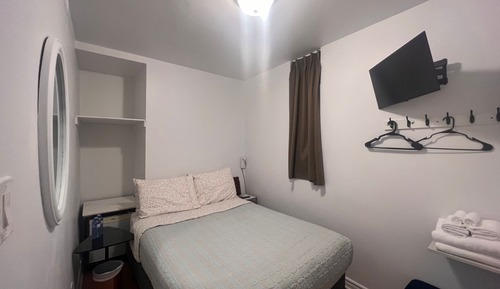 Basic Double Room, 1 Double Bed (207)