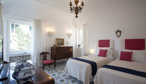 Suite, Balcony, Partial Sea View
