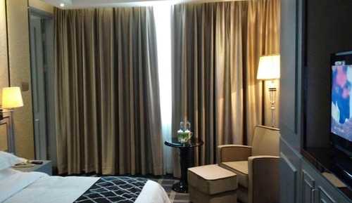 Suite, 1 King Bed