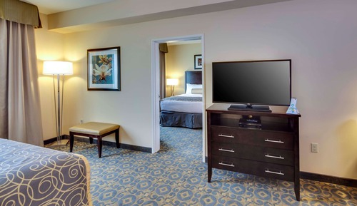 Suite, Multiple Beds, Non Smoking, Kitchenette (Shower Only)