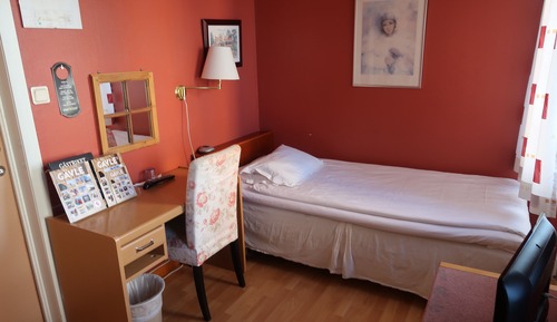 Economy Twin Room, 1 Bedroom, Ensuite (Some noise due to club)