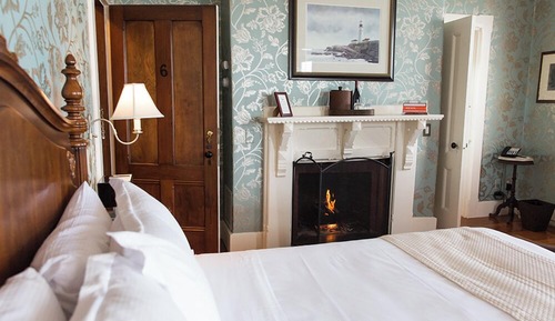 Agassiz Room