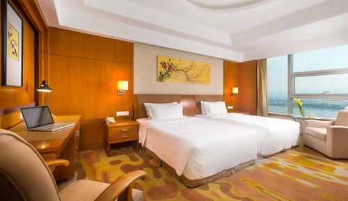 Suite (With City View)