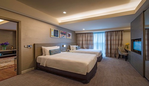 2 Bedrooms Premier