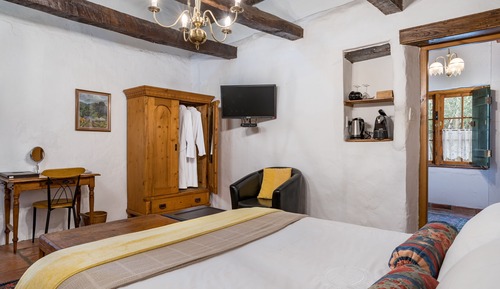 Luxury Room, 1 Queen Bed