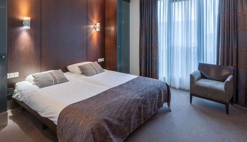 Deluxe Room, 2 Twin Beds, Non Smoking
