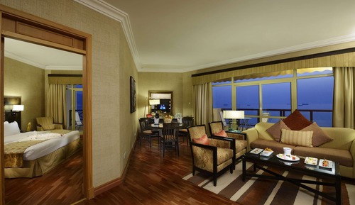 Deluxe Suite