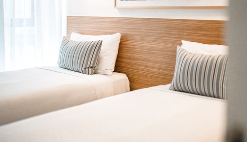 2 Bedrooms Apartment