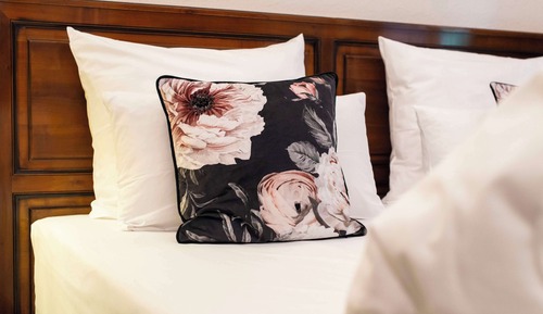 Junior Suite, 1 Double Bed, Bathtub, Garden Area