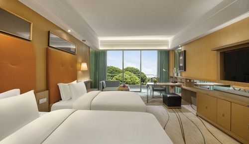 Deluxe Twin Room, Multiple Beds, Balcony, Mountain View