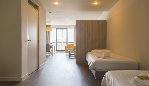Family Landside room - NO pets allowed