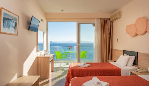 Standard Triple Room, Sea View