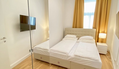 Economy Apartment, 1 Queen Bed, Non Smoking, Kitchen