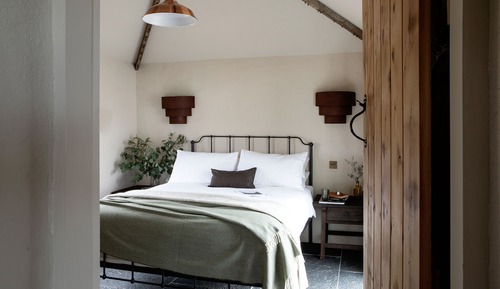 Luxury Apartment, Private Bathroom, Sea View (Private Gate Lodge)
