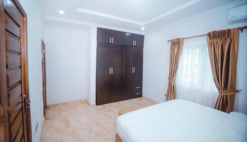 Superior Apartment