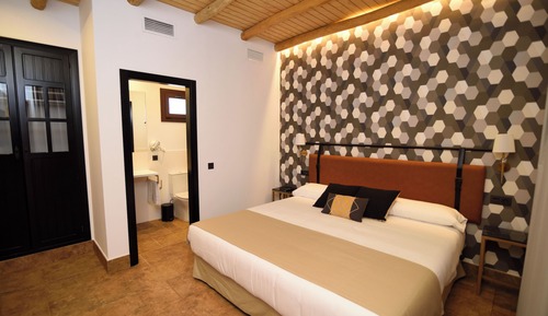 Deluxe Double Room, 1 King Bed, Mobility Accessible