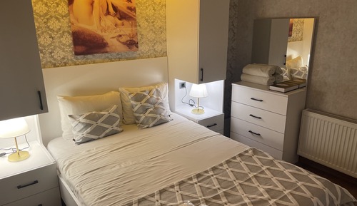 Deluxe Suite, 2 Bedrooms, Connecting Rooms