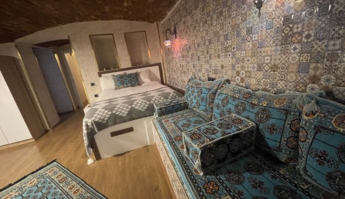 Traditional Suite, Garden Area
